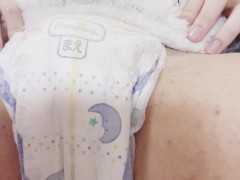 パンパースにおもらし - Screenshot 9 of 16 - Sissy Piss