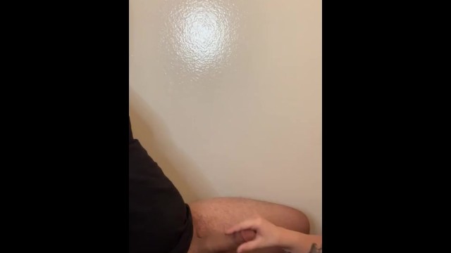 Он ТАК много для меня пришёл! Он делает меня такой слабой!