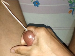 Menino Twink Teen do Sri Lanka Descobre Como Atirar Cum (ejaculação Em Câmera Lenta 120 FPS)