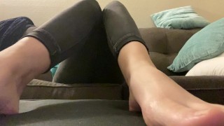 POV YOU ARE IN LOVE WITH MY FEET
