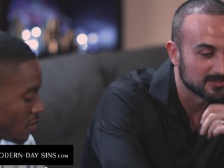 MODERN-DAY SINS - Victoria Voxxx Caught Her Bi-Curious Husband Fucking A Stranger & Joined In! screenshot number 2