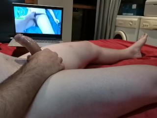 Толстый член пробует подрочить вызов, пока жена в отъезде