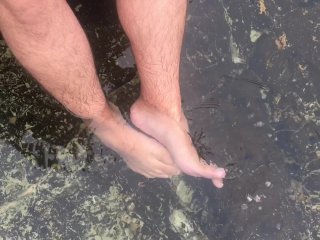 Finally a spot to show off my feet waiting for someone to give me what I need - Manlyfoot Road trip