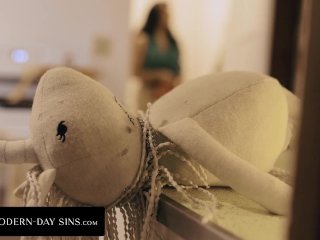 MODERN-DAY SINS - Jessy Dubai & Dillon Diaz Buttfuck Their New Trans Babysitter Jean Hollywood screenshot number 0