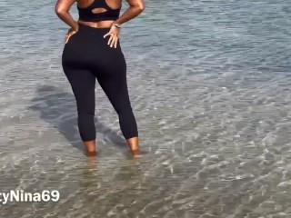 Latina with Hourglass Figure Takes a Stroll in Legging CashApp Tips 