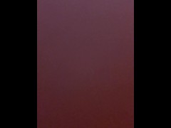 【スマホ撮影】盛り上がってきたから生で挿れようとした結果　２８歳人妻　変態　素人　日本人 - Screenshot 9 of 16 - Milf