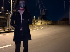 Video [SISSY] I walked naked in the industrial area at night.