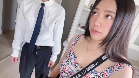 daisybaby台灣無碼顏射The estate agent took the client to see the house and met a slut who offered to fuck