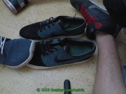 Preview 6 of 3 Cumshots in Nike Stefan Janoski