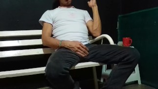 Pese al malestar se manipula hasta terminar Por Rabaerre Artista