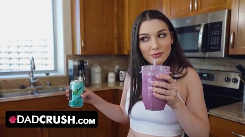 Dad Crush - Fitness Babe Motivates Her Lazy Stepdad To Live More Healthy With Her Juicy Pussy