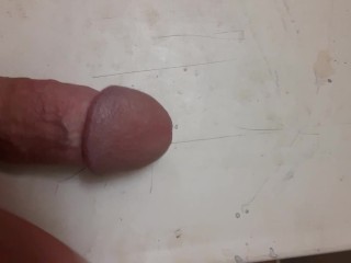 Шлепаю мой член