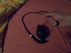 Aufblasbarer Butt-Plug mit abnehmbaren Ventil