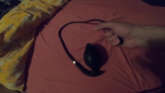 Aufblasbarer Butt-Plug mit abnehmbaren Ventil