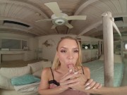 Preview 4 of Five Star Service From Blonde Babe Evelyn Payne VR Porn