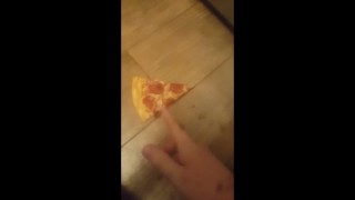What Is The Best Way To Fist A Pizza
