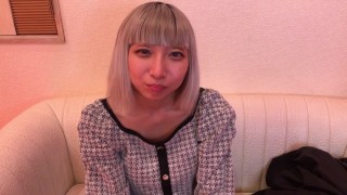 Flashy-Haired Freelancer Mayuka Drinking Sperm Did A No-Hands Blowjob