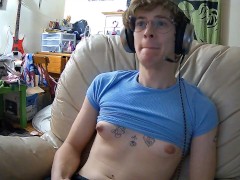 trans girl femboi plays halo with her tits out
