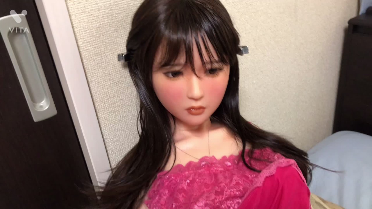 浜辺美波　無修正おまんこ ピンクのユニクロショーツからおまんこにぶち込み射精SEX。赤い紐キャミソールを脱がしておっぱい丸出しピストンSEX。18才 若返るラブドールとの性生活  女子大生 コスプレ 女優 - Pornhub Gay