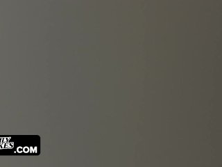 FamilyStrokes - Step-Dad Gets To Fuck Her Stepdaughter Hollie Mack While Mom Is Not Home screenshot number 1