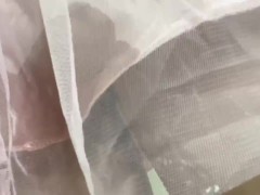 Малышка писает в юбку для девочек стоя. Хулиганка - Screenshot 11 of 16 - Girls Peeing