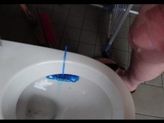 Volle Blase am Morgen ** Pissen **