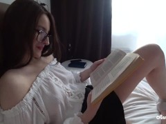 Video Hot Stepsister reading a book and playing with my dick - Anny Walker