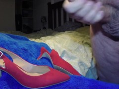Red Shoe Fetish Spunky cum all over shoe - 靴中の赤い靴フェチ兼 