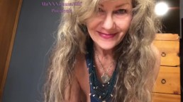 Seksowna dojrzała mamuśka POV Zmysłowy Blowjob Przed Naked Cowgirl Ride! 🔥