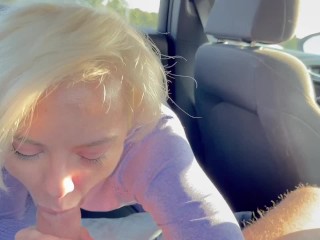 My Girlfriend gives me a Handjob in the back of her Car POV
