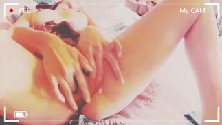 Asian Girl Sexy Hot Bed Strip Tease