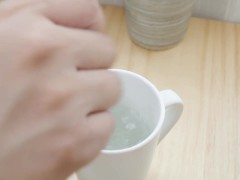 聊了好久的网友第一次约出来，竟如此的放荡，干脆在咖啡厅操起来了，水好多 - Screenshot 4 of 16 - Doggy