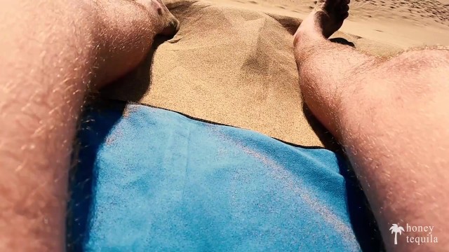 THEY SAW US! Risky blowjob & handjob at BUSY PUBLIC BEACH - 4K - Honey Tequila