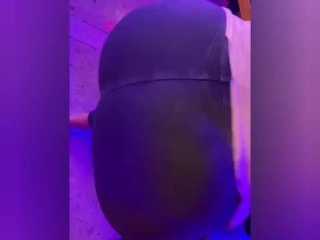 🔥 Haciendo twerking por primera vez 🍑