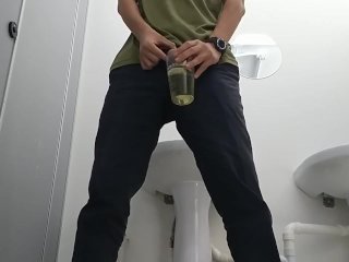amateur, peeing, solo male, pissing