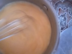 Готовлю очень вкусную яичницу. Рецепт вкусного завтрака - Screenshot 9 of 16 - Asian