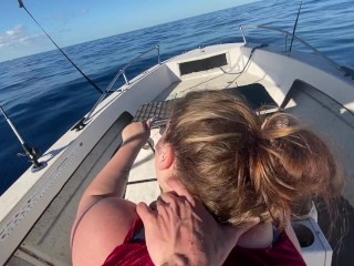 WET TEEN FUCKED ON BOAT IN THE OCEAN