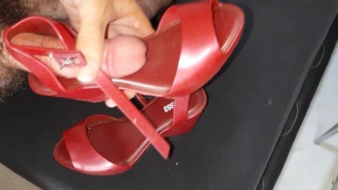 Hand Job and cum in high heels melissa 3/4