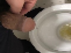 30歳ぽっちゃり日本人のジャバジャバおしっこ動画 - Screenshot 11 of 16 - Pee