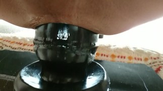 アナルプラグ挿入　排出