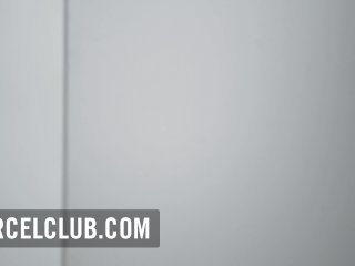 Three gorgeous babes and 2 dildos