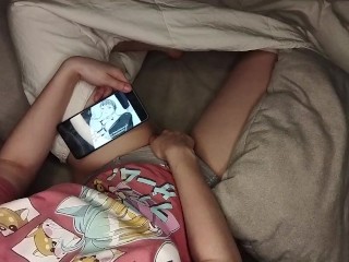 cute schoolgirl masturbates while watching_hentai