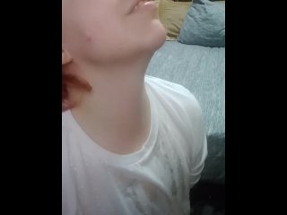 vertical video, big ass, pissing, fetish