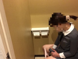 Girl who Masturbates Violently after Peeing