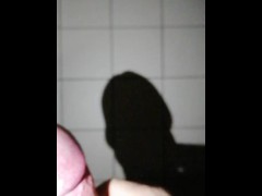 【第一视角】大半夜，肉棒很痒...只好这样了... - Screenshot 7 of 16 - Asian Boy