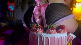 3 000 Followers Cake Farts Twerk Kitsune's Spectacular Stinky Sploshing Valentine's Day Special
