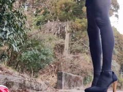 野外女装ハイヒールで空き缶を踏み潰すオナニークラッシュフェチ日本人