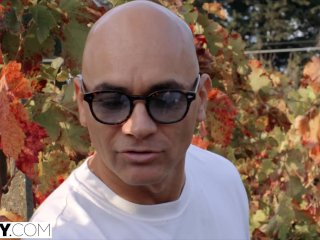 TUSHY Stunning Stefany accepts sexy DP offer on holiday