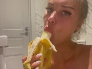 Monika_Fox Stuffed A Banana In The Ass