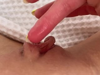 Amazing Dripping Juicy Pussy POV. Yum! Girl_Rubs Clit Until Gets_Orgasm
